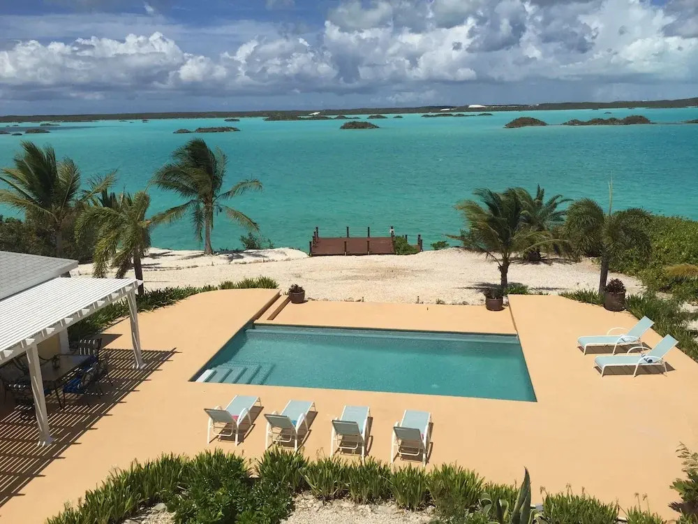 Breezy Palms Villa
