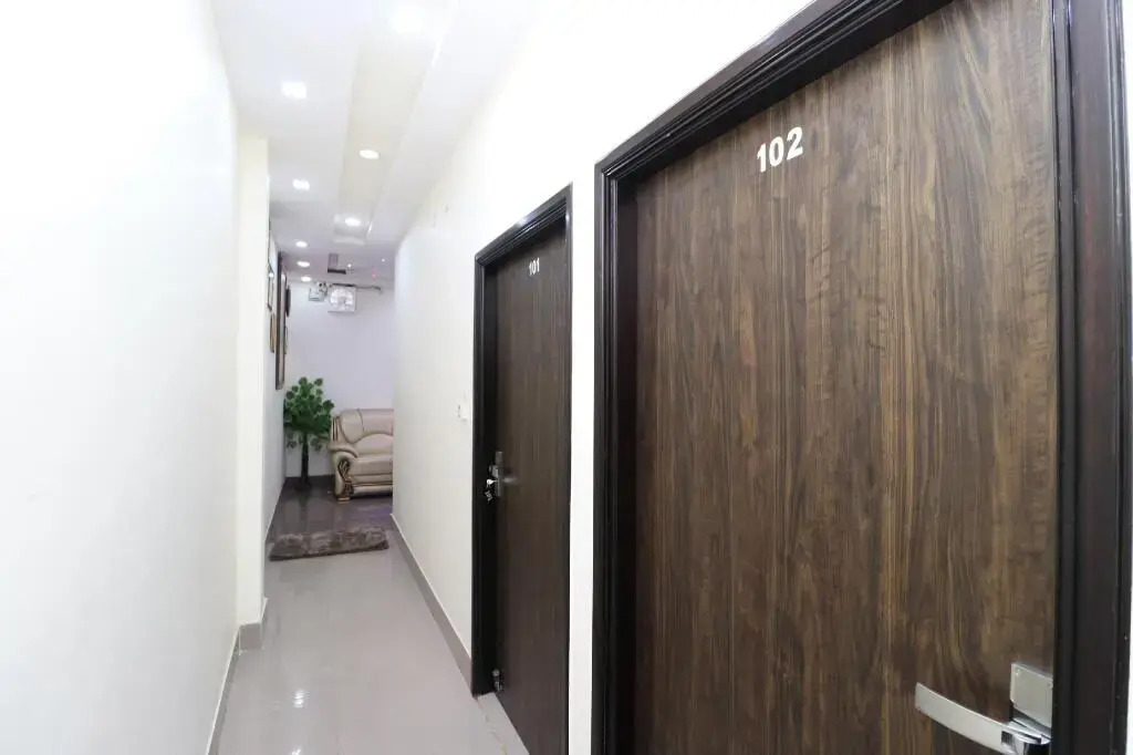Hotel Roopmahal & Restaurant by OYO Rooms