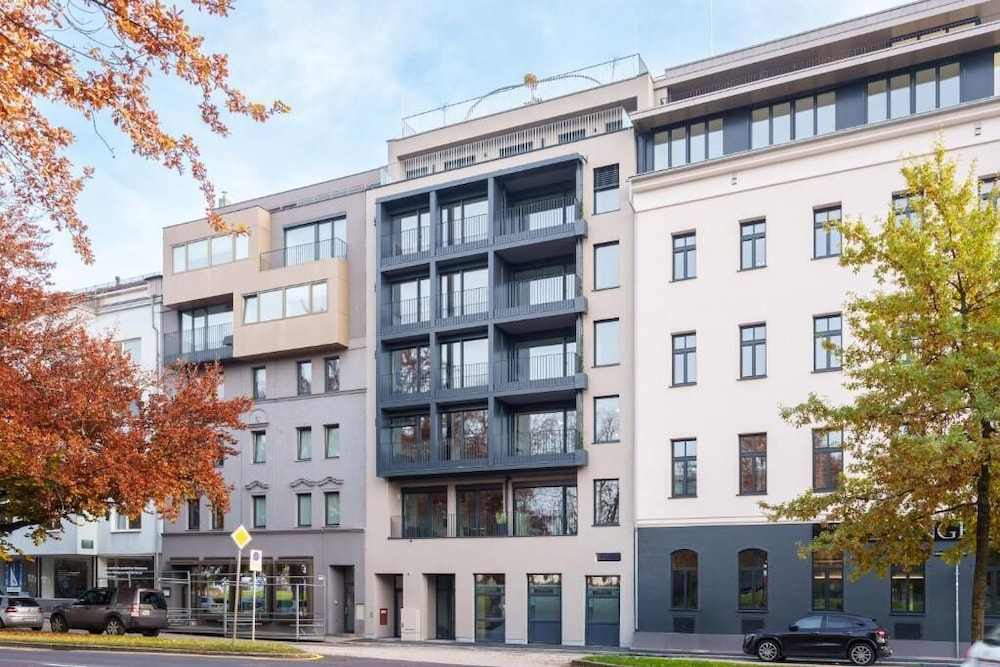 Riverside Apartments with great view