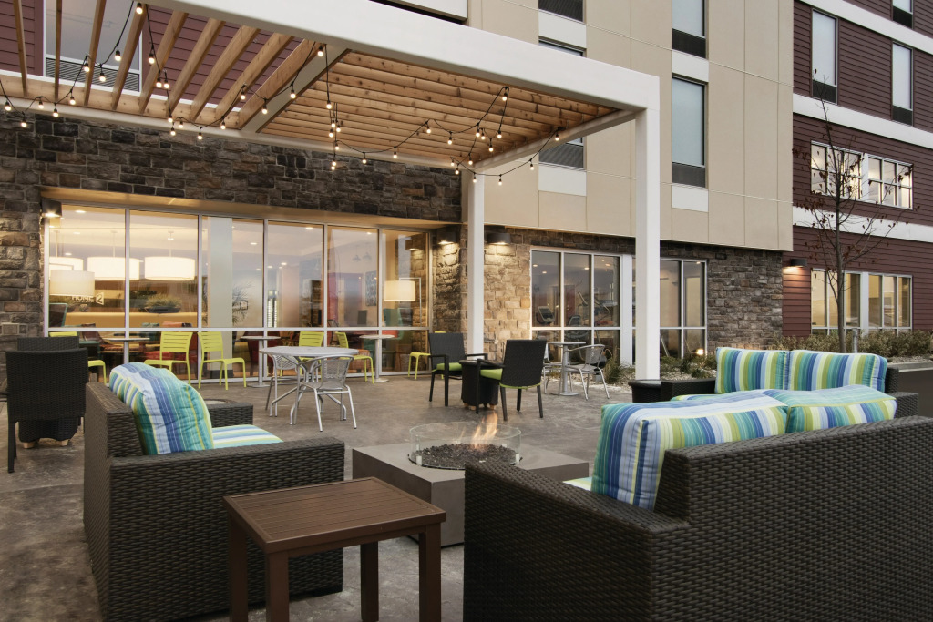 Home2 Suites by Hilton Fort St. John