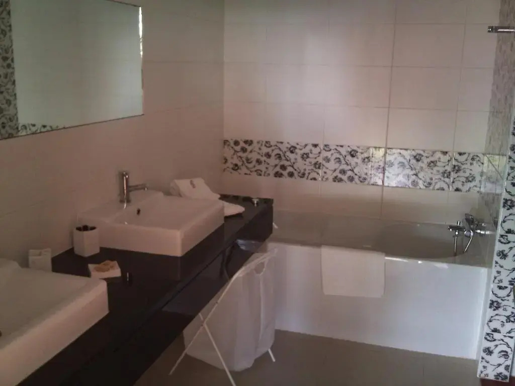 Cantinho das Buganvilias AT****