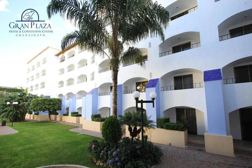 Hotel Gran Plaza & Convention Center