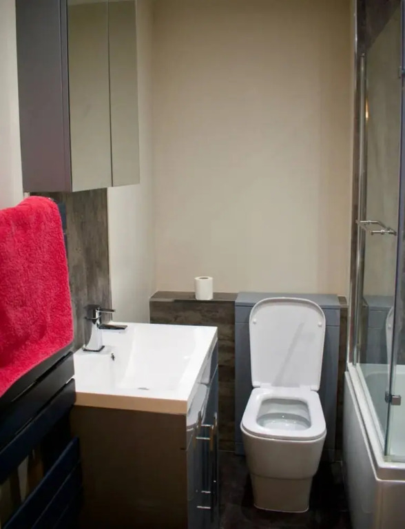 Homely 2 Bed Apartment Next To Leith Walk