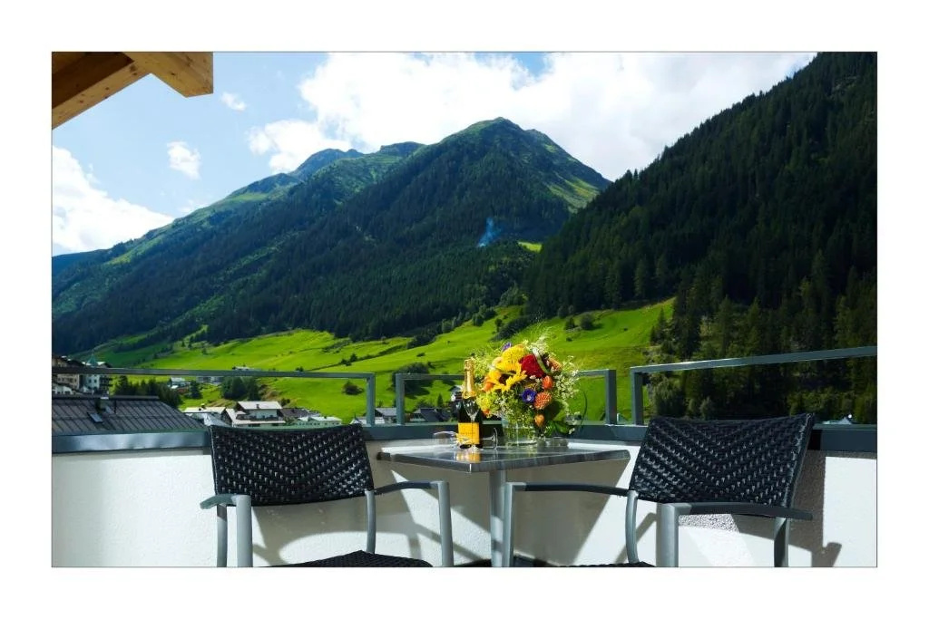 Gradiva Apartments