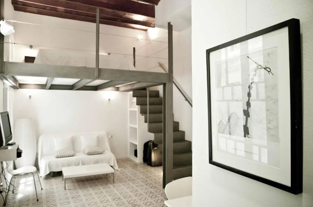 Barceloneta Suites Apartments Market