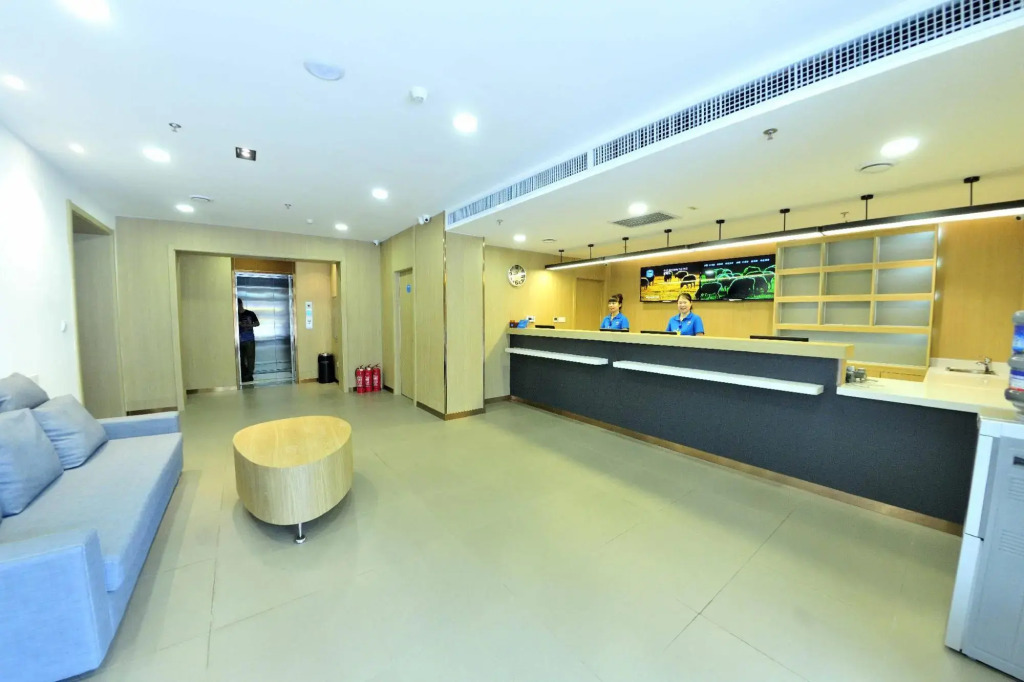 Hanting Hotel Jixi Railway Station