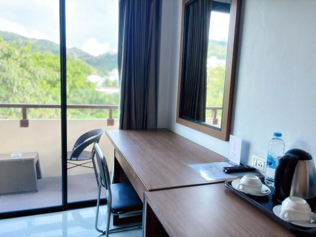 Patong V Hotel