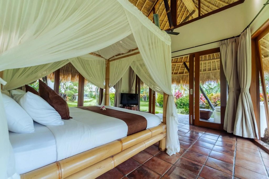 AU5OMP - Luxury Villa 5 BR in Ubud, Bali with Private Area