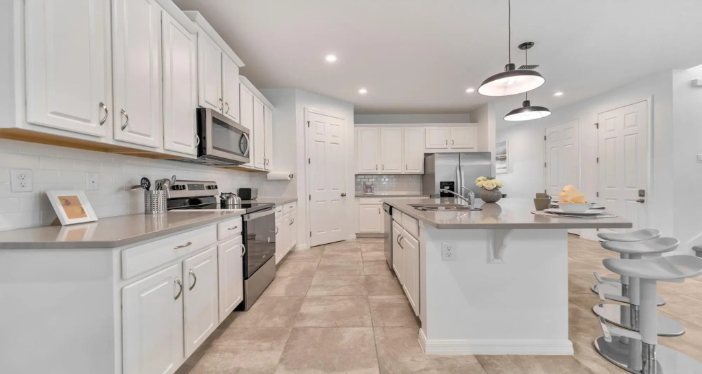 Themed Family Villa With Pool Spa Near Disney