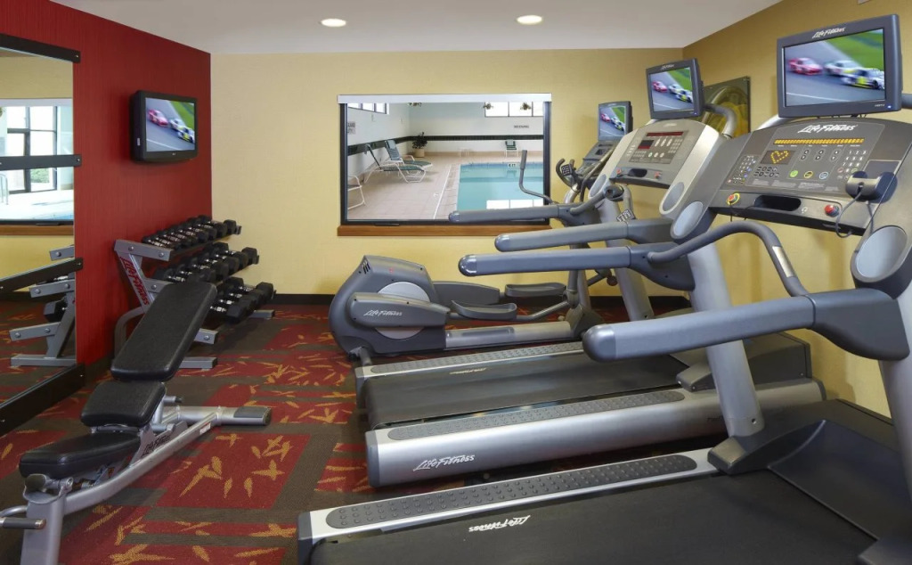 Spark by Hilton Bettendorf Quad Cities