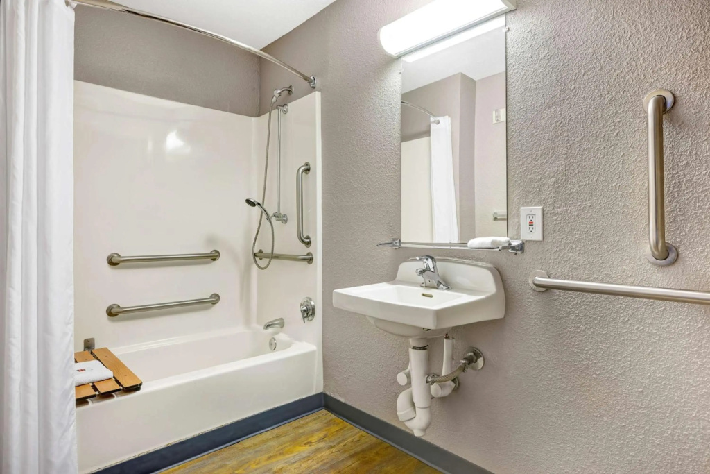 Motel 6-Issaquah, WA - Seattle - East