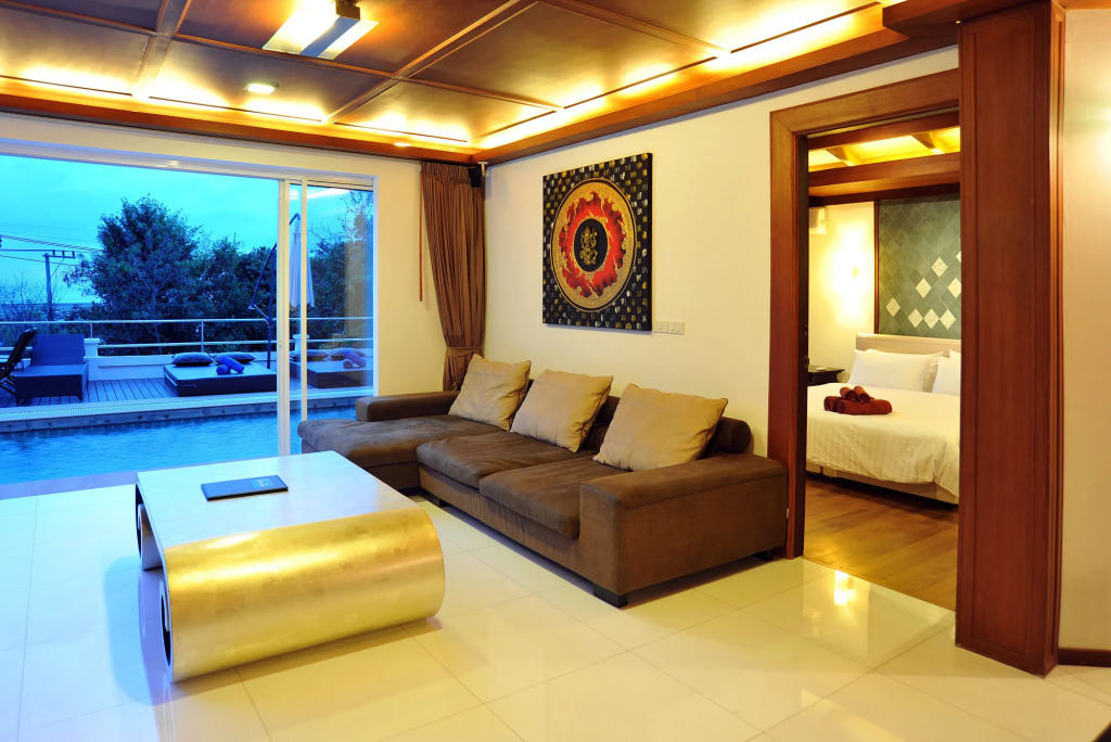Thai Villa Melitta Bangrak Bohput, Beach, Pool, SeaViews, 6-enSuite, Full Villa, Luxury, AAA Location Koh Samui