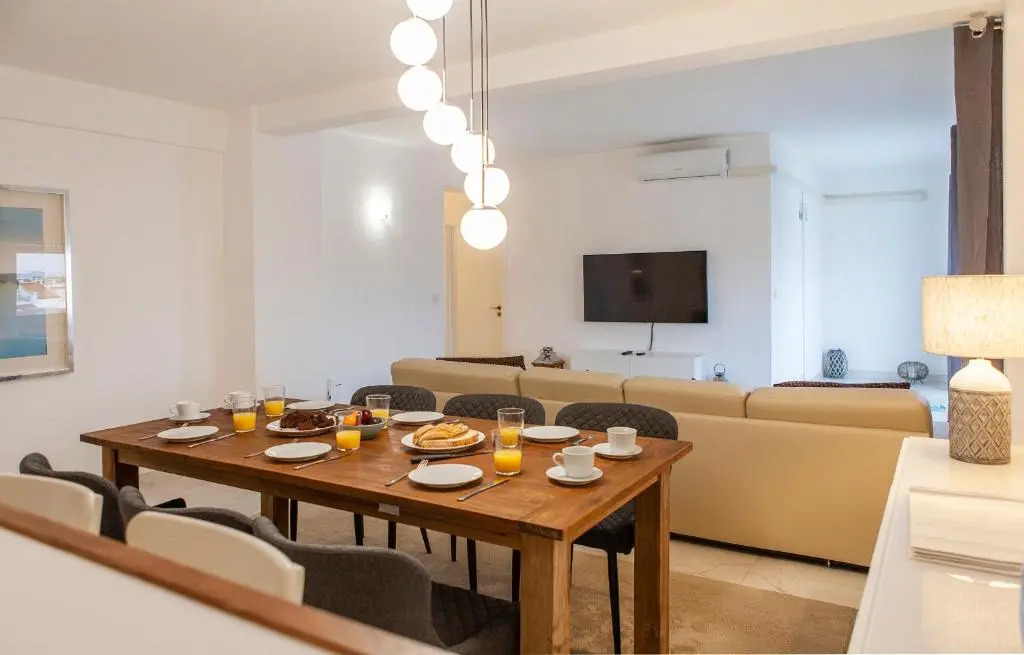 B57 - Marachique 2 Bed Flat