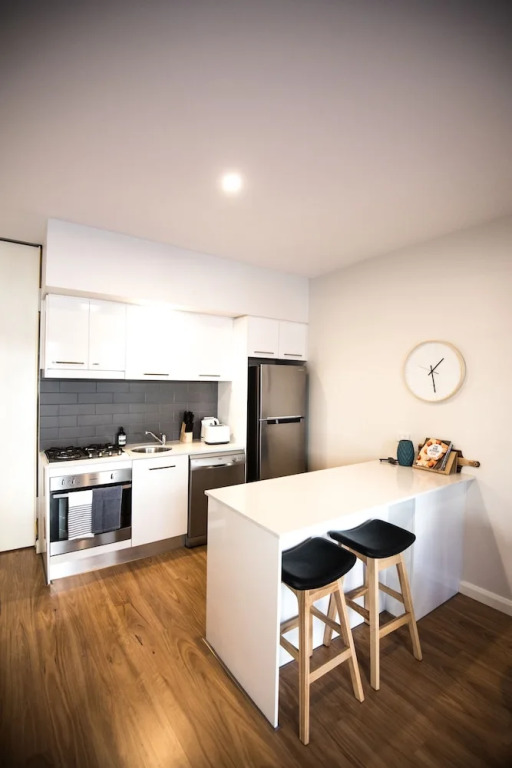Wickham Newcastle Modern 1 Bed Apartment