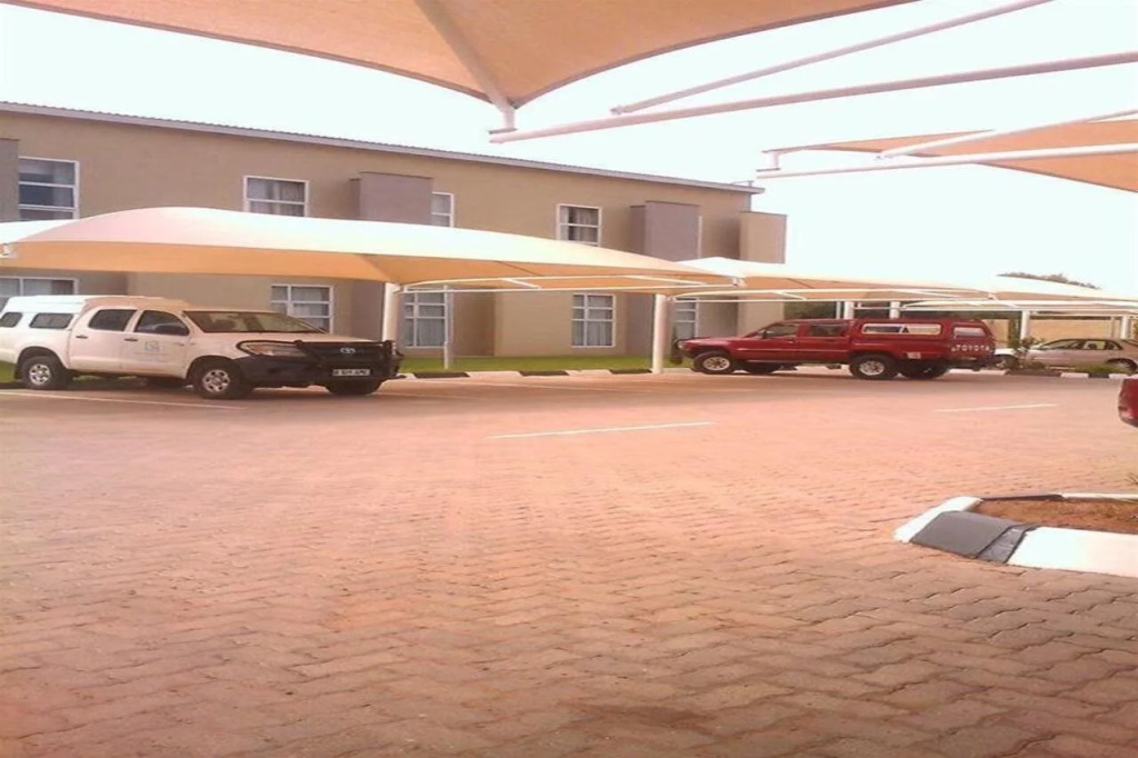 Tlotlo Hotel & Conference Centre