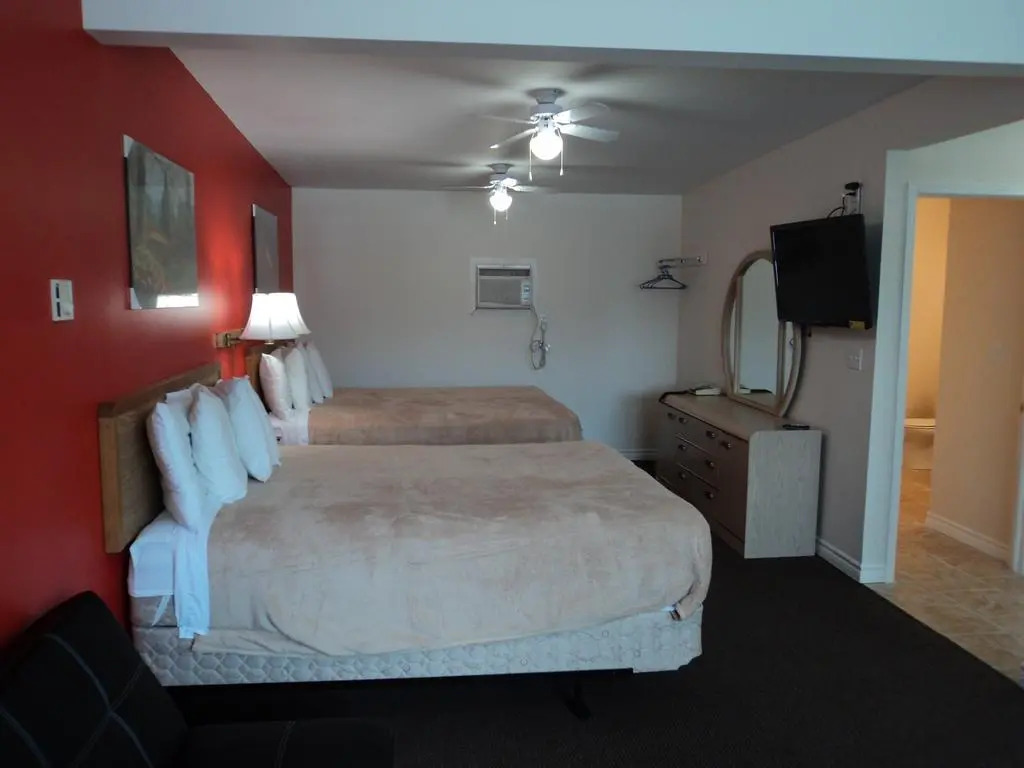 Rymals Motel