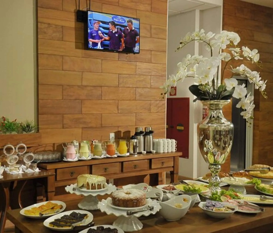 Hotel Maestro Premium Cascavel