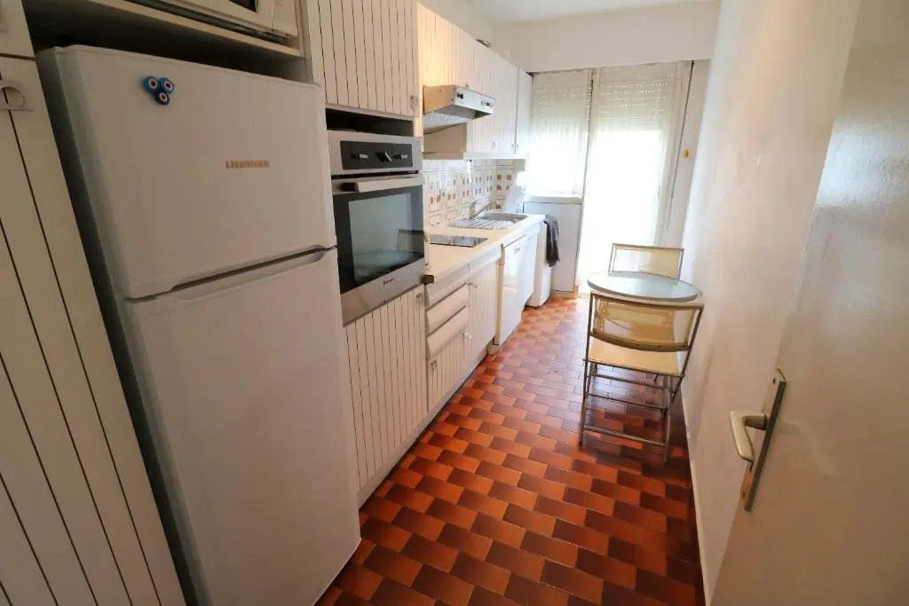 2 Bedroom, 2 Bathrooms, 2 Mins From the Croisette, Monod 348