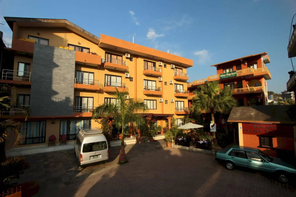 Hotel Pokhara Village & SPA