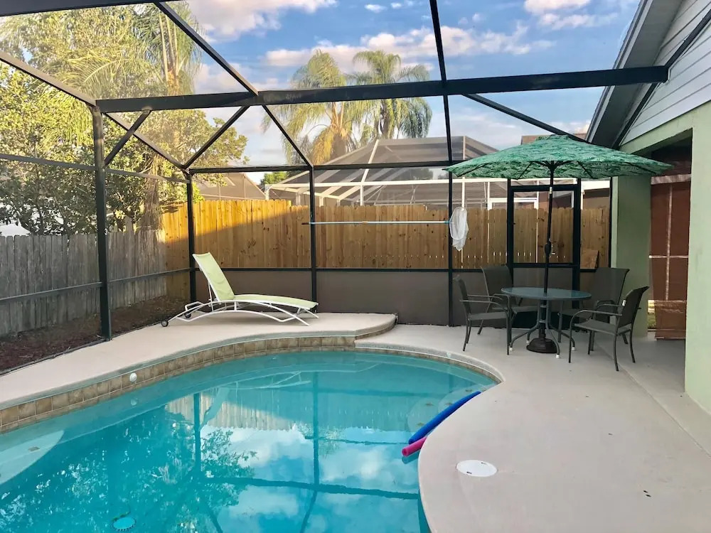 Four Bedroom Pool Home - 1513 IOT - Vusa