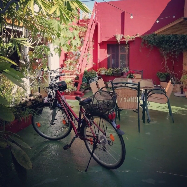 Casa Antiquary - Albergue Turístico