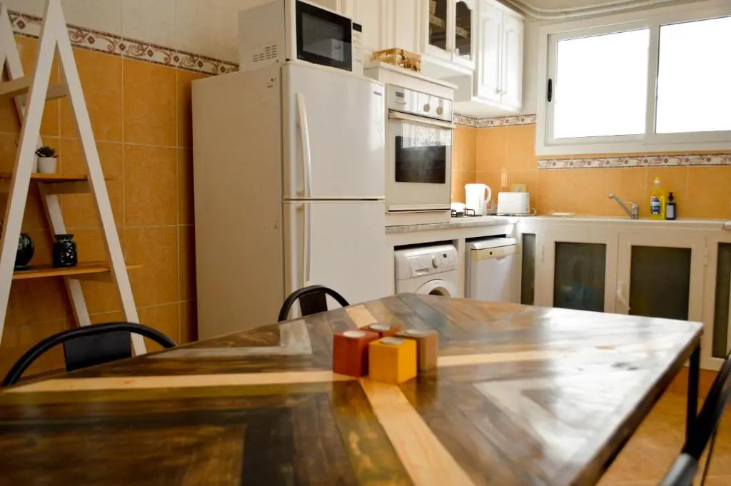 Cosy Triplex in La Marsa - 3 bed 2 Bath