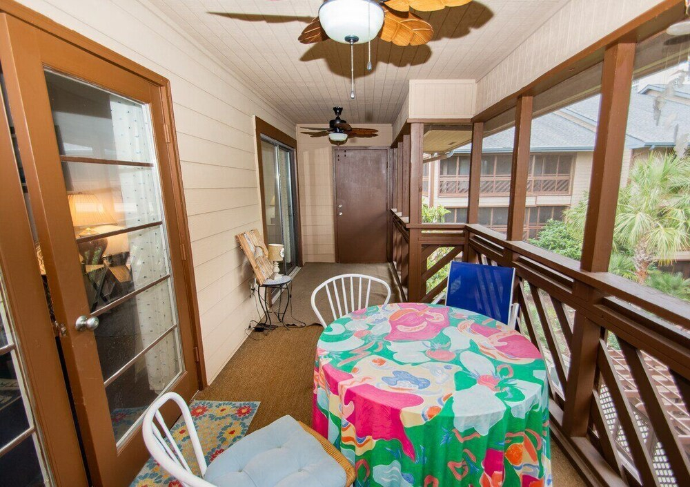 Heron Pointe C12