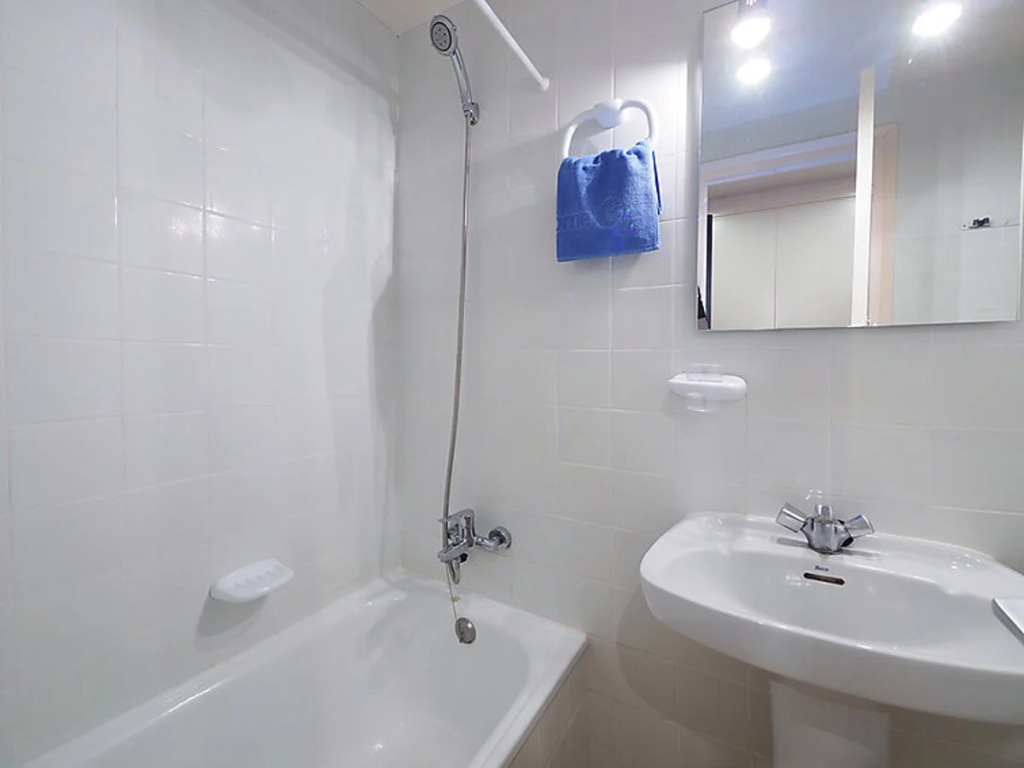 Apartment Mismar Roses 8270