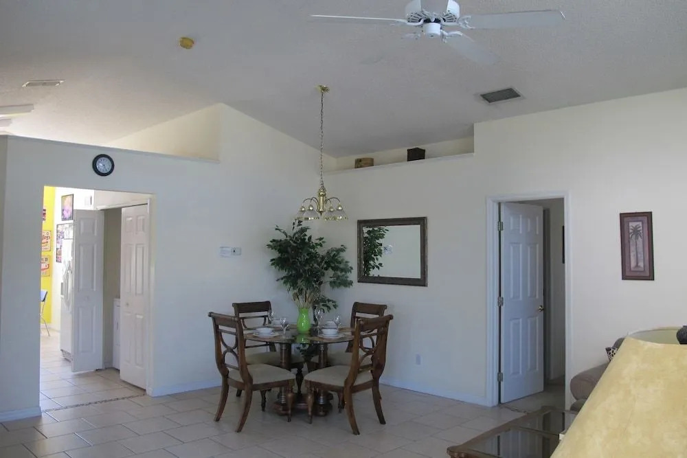 Country Creek Estate 114