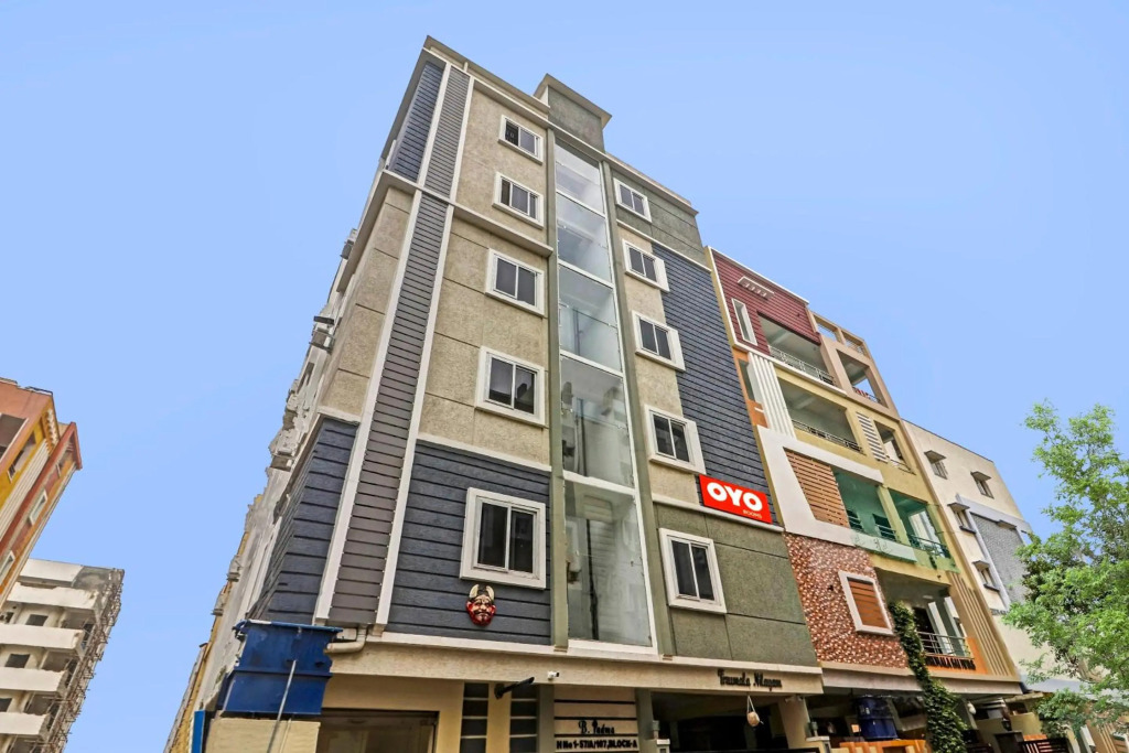 Super OYO 91014 Honey Heights