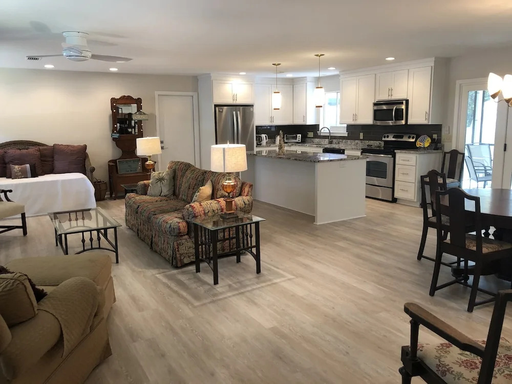 A Touch of Tuscany - 3 Br Home