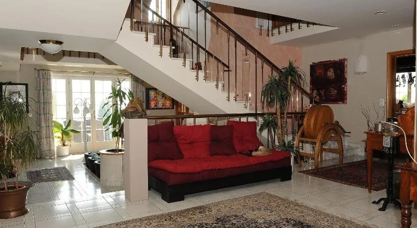 Corseaux Beach rooms-Riviera Beach apartments