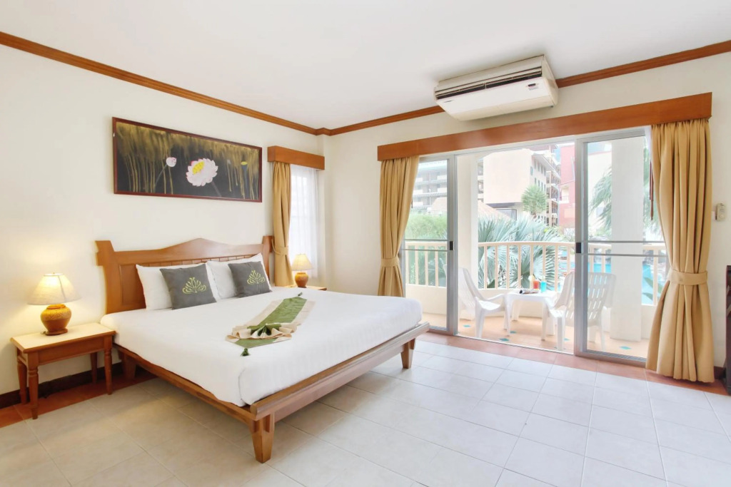 Palmyra Patong Resort Phuket - SHA Extra Plus