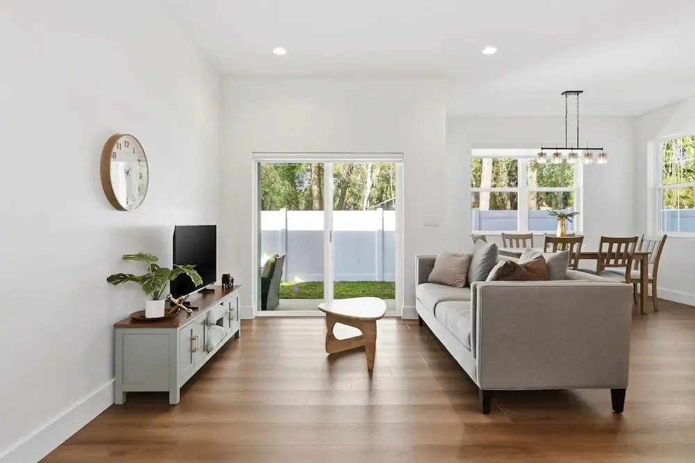 Modern Mount Dora Escape Style And Sunshine 4 Bedroom Home