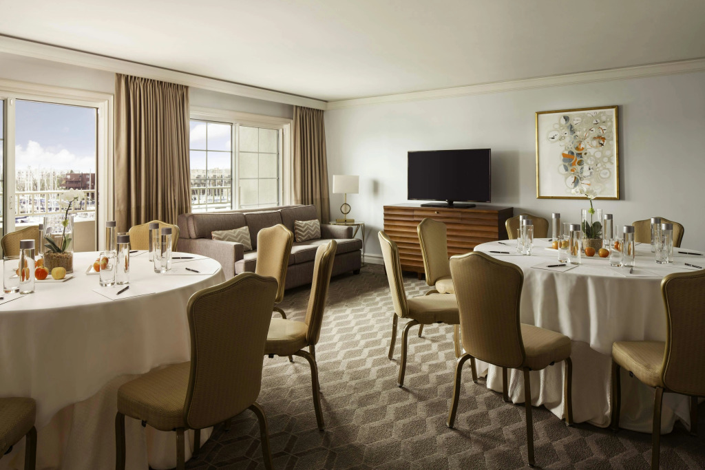 The Ritz-Carlton, Marina del Rey