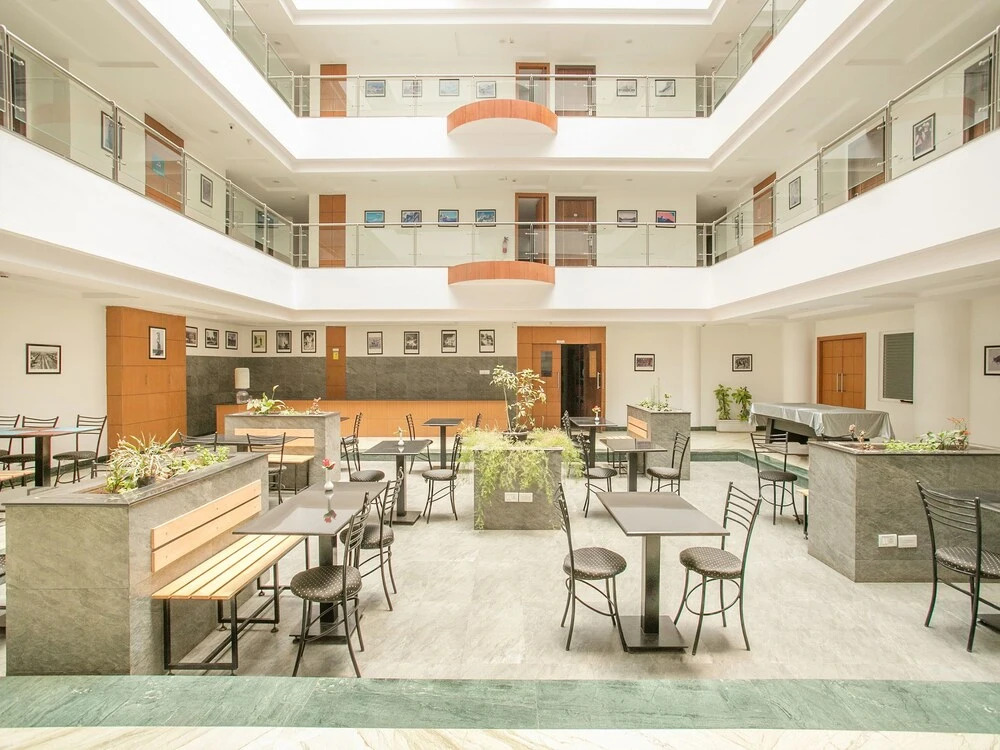 OYO 1350 Hotel Sherwood Suites-2