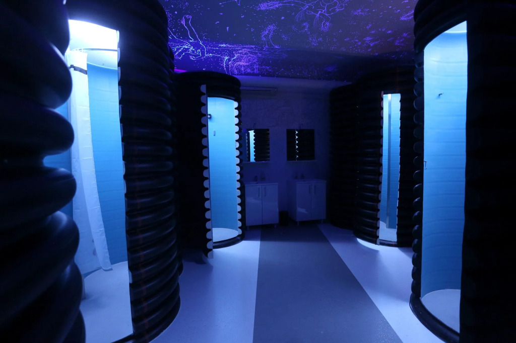 SubSpace Hostel