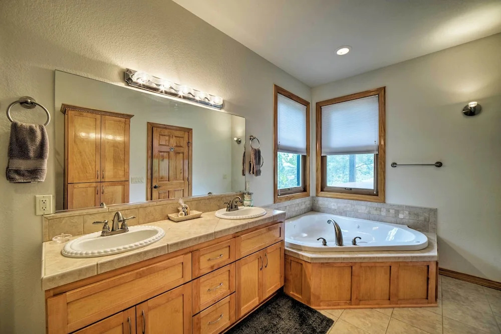 Pagosa Springs Home w/ Patio, Grill & Hot Tub!