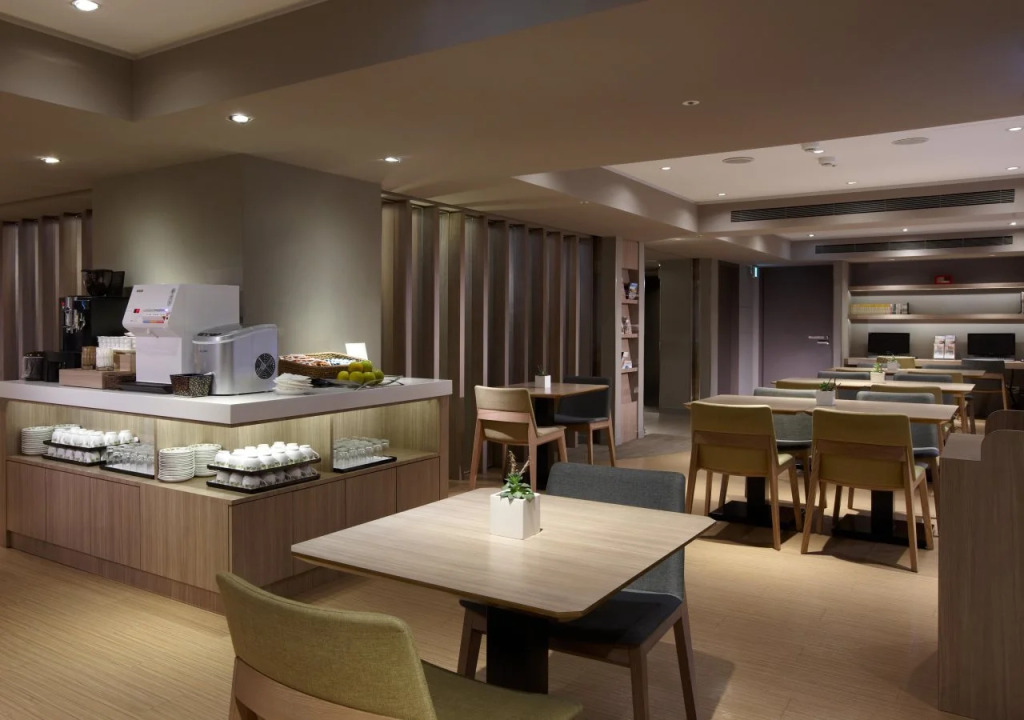 Royal Inn Taipei Linsen - Huashan 1914 Creative Park