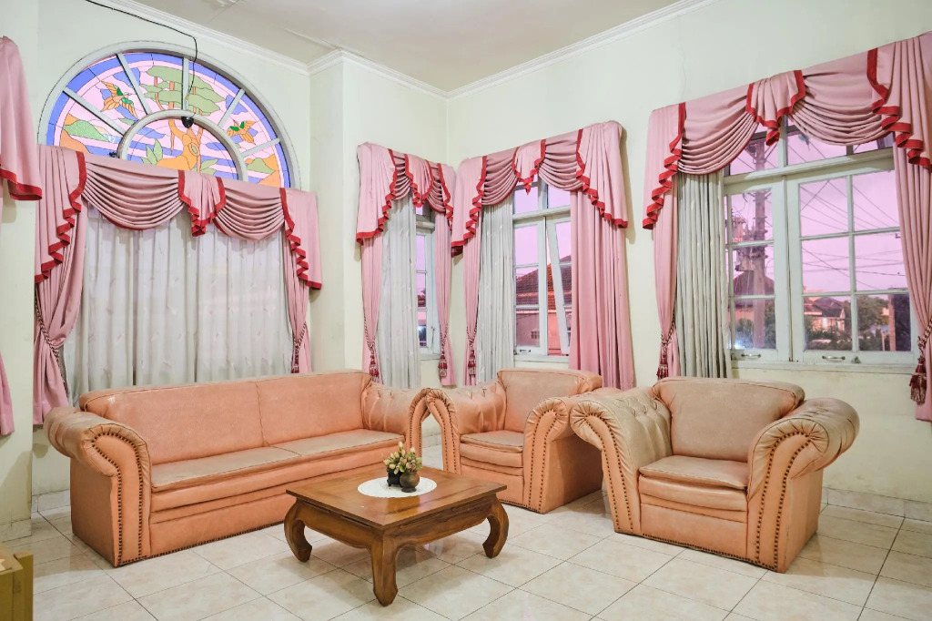 OYO 2061 Rizki Dhira Guest House Syariah