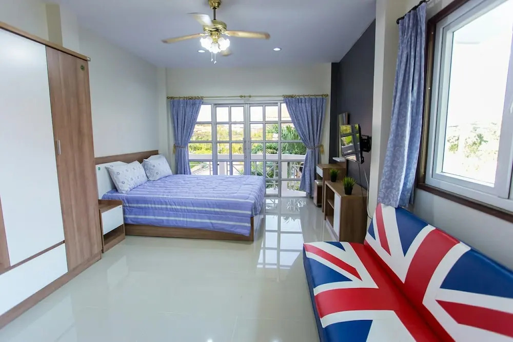 The Jomtien Modern Pool Villa