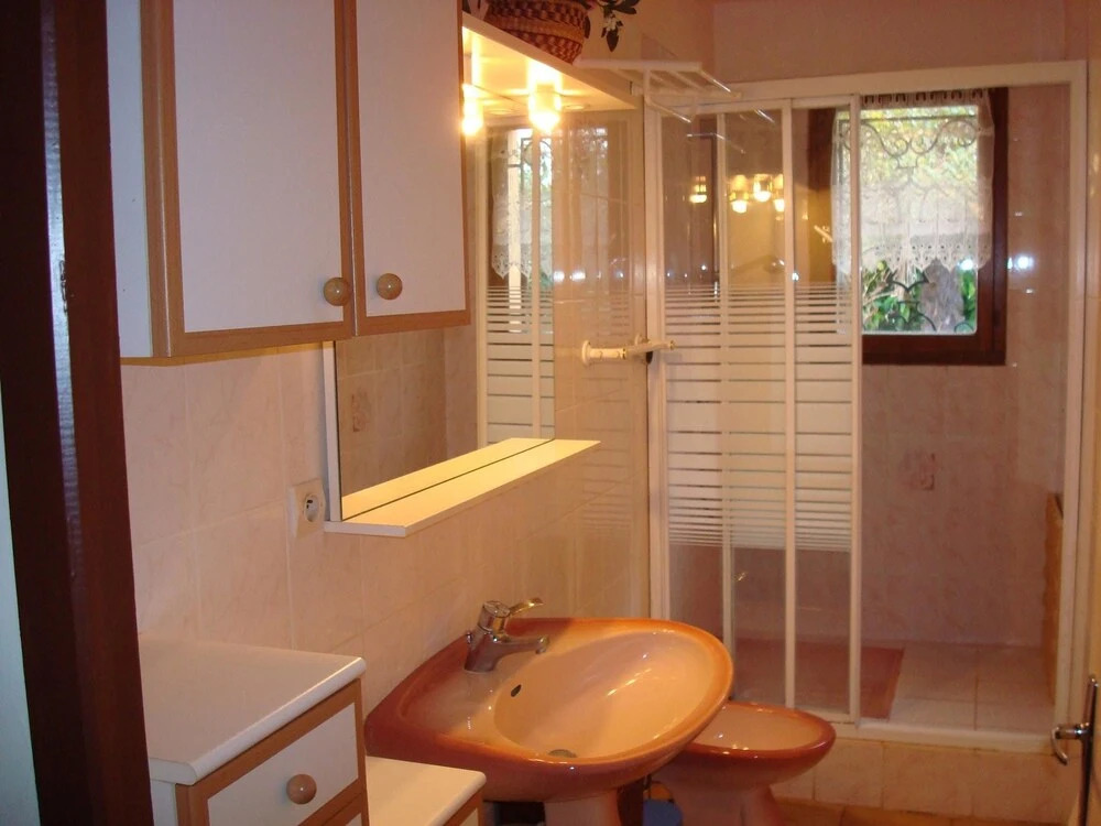 House With 3 Bedrooms in Agde, With Enclosed Garden