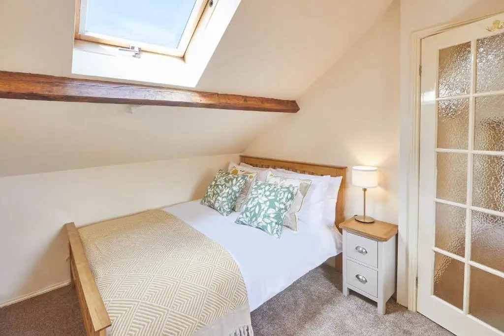 Host & Stay - Princes Road