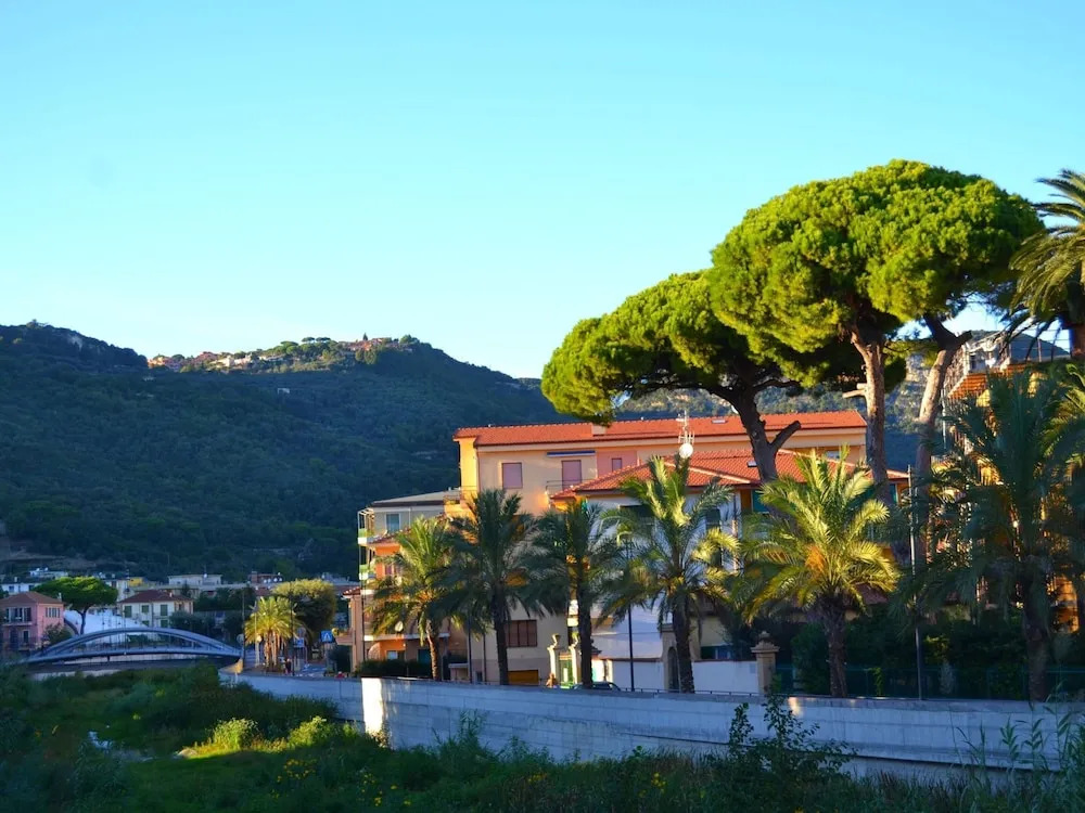 Apartment in Finale Ligure near the Sea