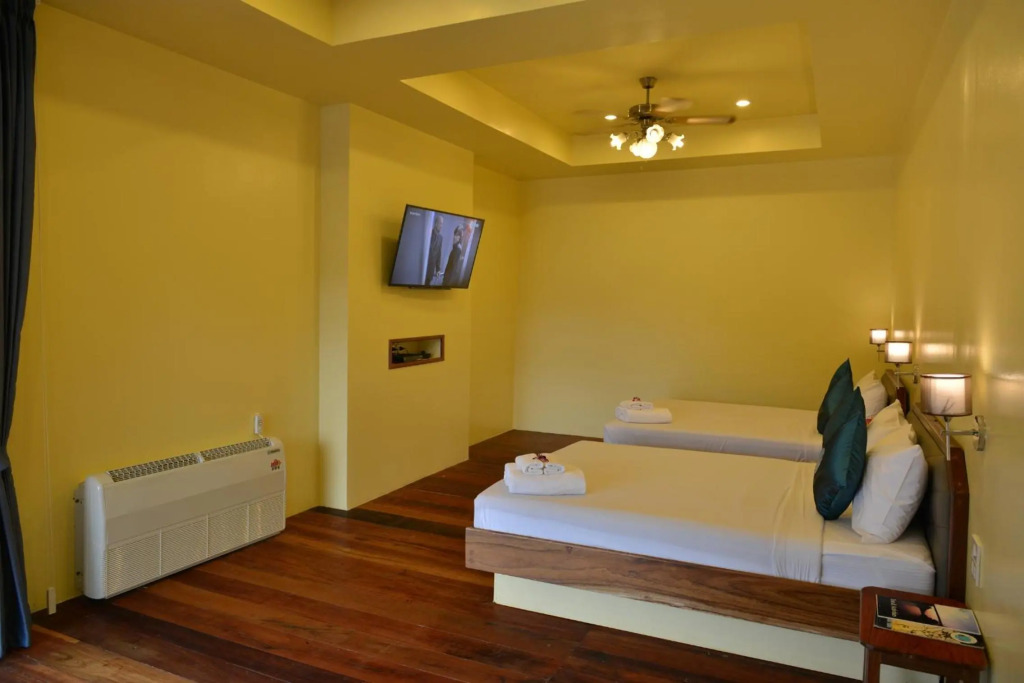 Boutique Raft Resort, River Kwai