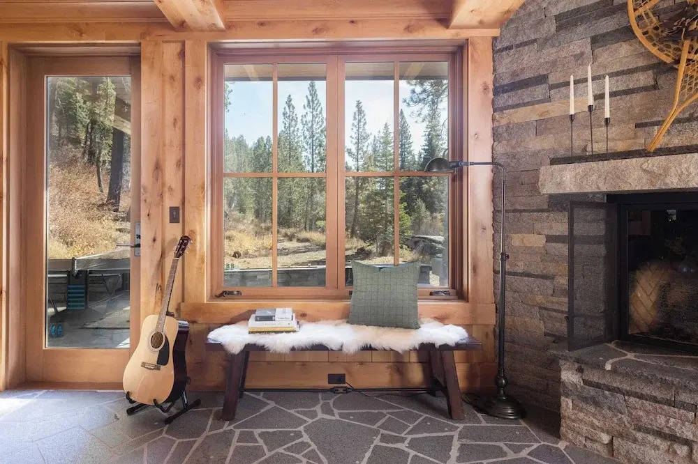 Hunter by Avantstay Award-winning Riverfront Cabin 5 Minutes From Palisades