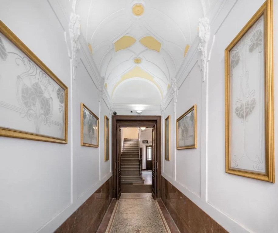 Mordecai 12 Apartments by Adrez