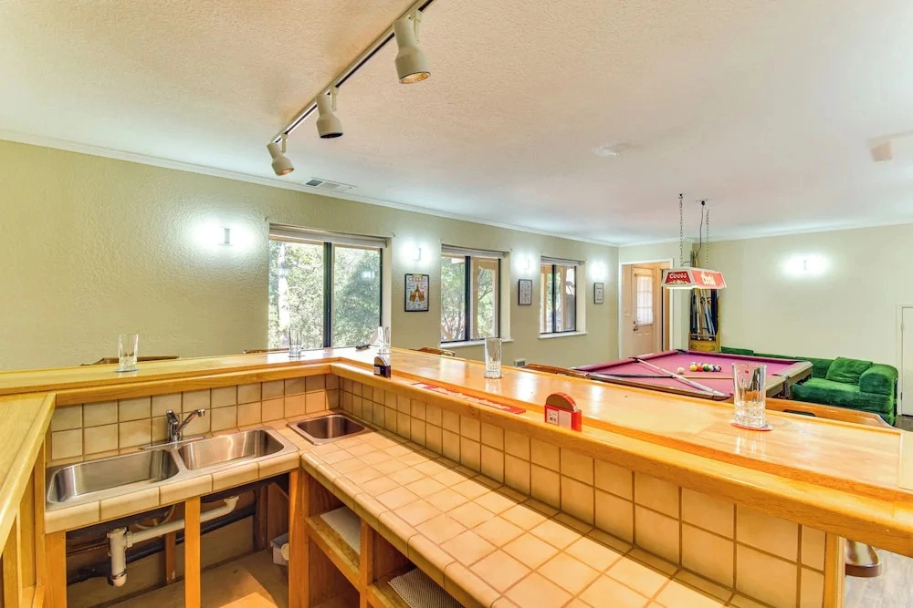 Game Room + Bar: Wooded Pine Mountain Lake Retreat