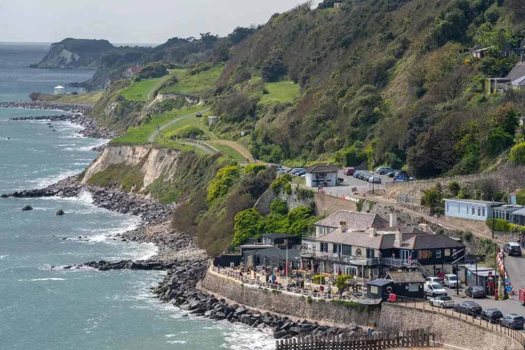 Stunning sea views Ventnor Apartment