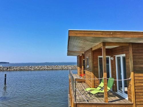Neu renoviertes schwimmendes Ferienhaus Fischland in Barth